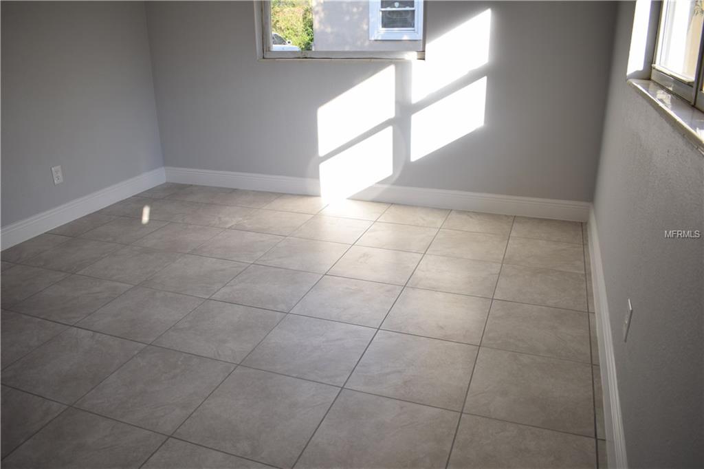 5213 PALISADES DRIVE, ORLANDO, Florida 32808, 3 Bedrooms Bedrooms, 6 Rooms Rooms,2 BathroomsBathrooms,Residential,For sale,PALISADES,O5557511