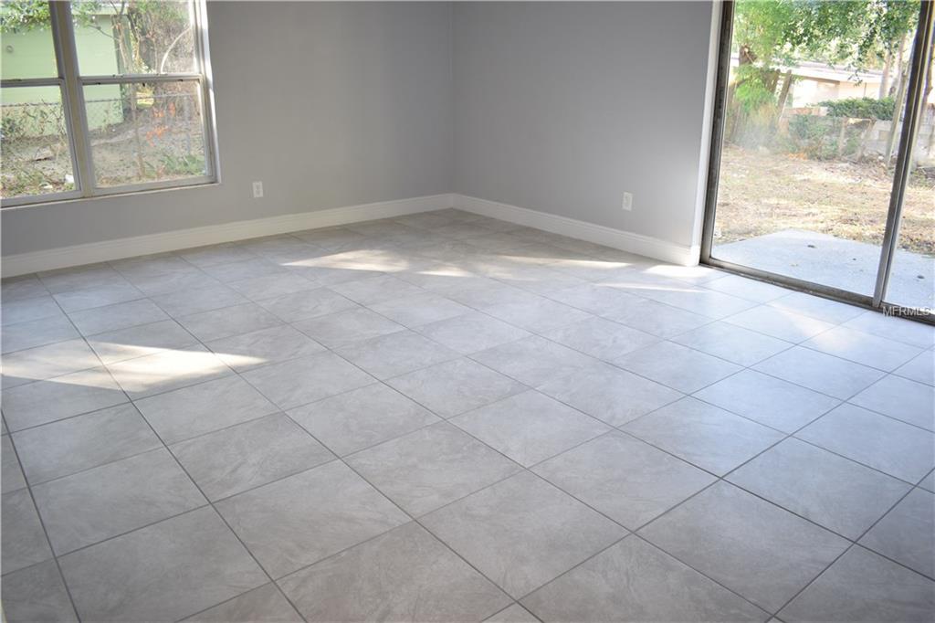 5213 PALISADES DRIVE, ORLANDO, Florida 32808, 3 Bedrooms Bedrooms, 6 Rooms Rooms,2 BathroomsBathrooms,Residential,For sale,PALISADES,O5557511