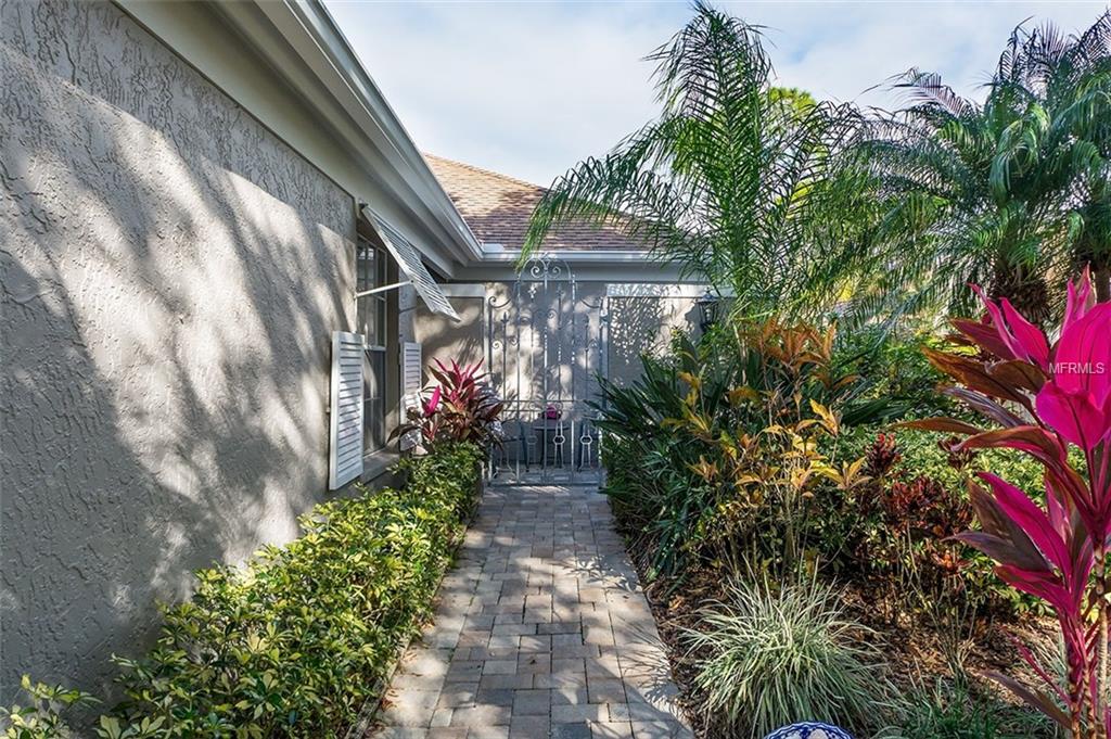 5417 CHAMPAGNE, SARASOTA, Florida 34235, 3 Bedrooms Bedrooms, 6 Rooms Rooms,2 BathroomsBathrooms,Residential,For sale,CHAMPAGNE,A4208723