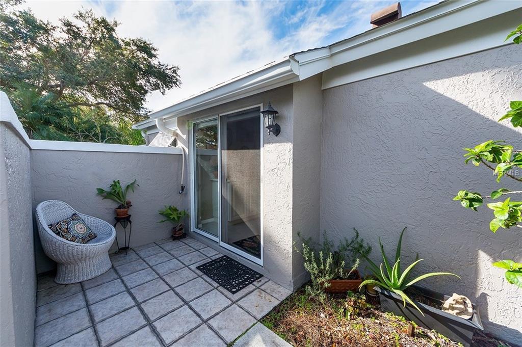 5417 CHAMPAGNE, SARASOTA, Florida 34235, 3 Bedrooms Bedrooms, 6 Rooms Rooms,2 BathroomsBathrooms,Residential,For sale,CHAMPAGNE,A4208723