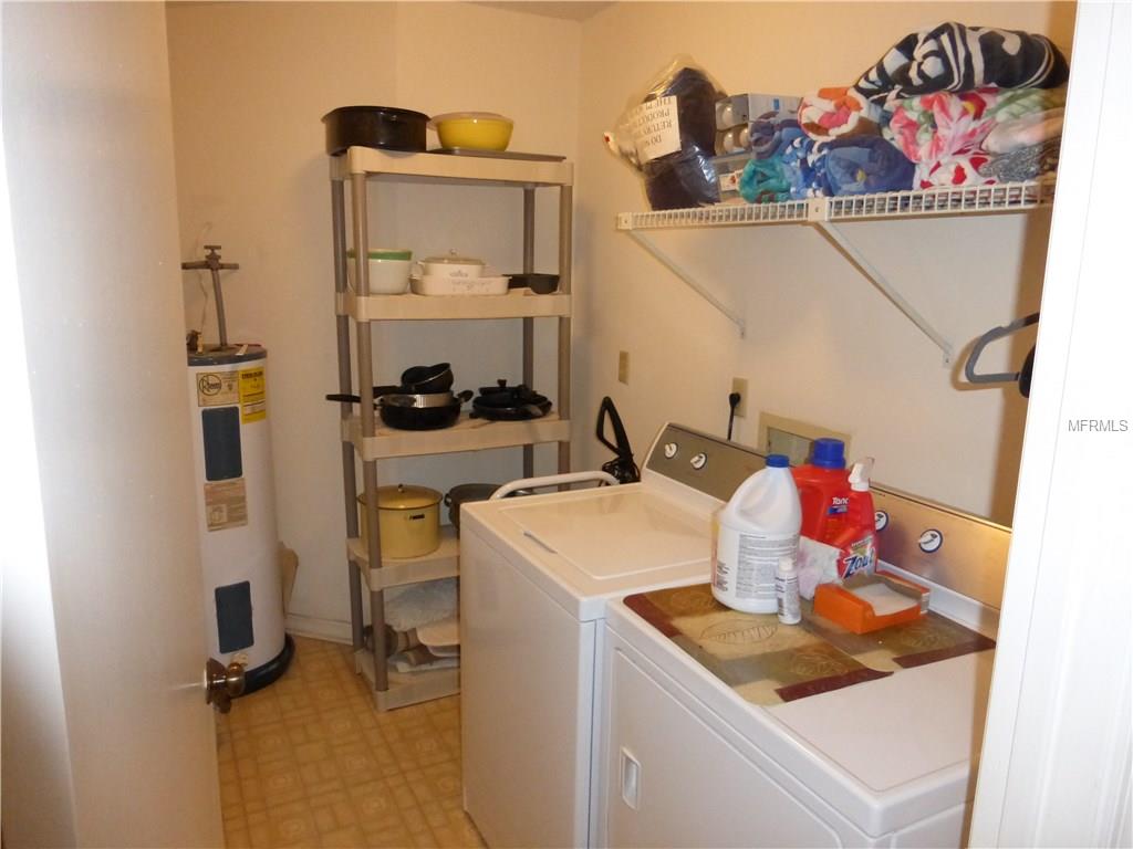 1522 INGRAM DRIVE, SUN CITY CENTER, Florida 33573, 2 Bedrooms Bedrooms, 6 Rooms Rooms,2 BathroomsBathrooms,Residential,For sale,INGRAM,T2928091