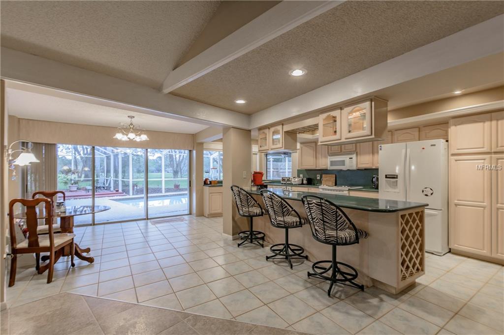 4323 SOUTHPARK DRIVE, TAMPA, Florida 33624, 5 Bedrooms Bedrooms, 8 Rooms Rooms,5 BathroomsBathrooms,Residential,For sale,SOUTHPARK,T2928242