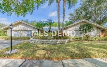 4323 SOUTHPARK DRIVE, TAMPA, Florida 33624, 5 Bedrooms Bedrooms, 8 Rooms Rooms,5 BathroomsBathrooms,Residential,For sale,SOUTHPARK,T2928242