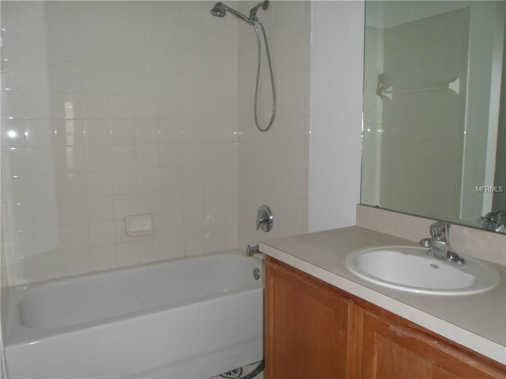 SAINT CLOUD, Florida 34772, 4 Bedrooms Bedrooms, 7 Rooms Rooms,2 BathroomsBathrooms,Residential,For sale,O5561988