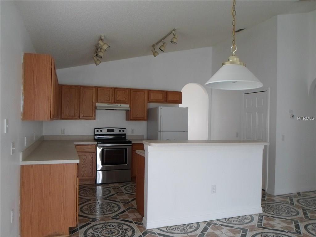 SAINT CLOUD, Florida 34772, 4 Bedrooms Bedrooms, 7 Rooms Rooms,2 BathroomsBathrooms,Residential,For sale,O5561988