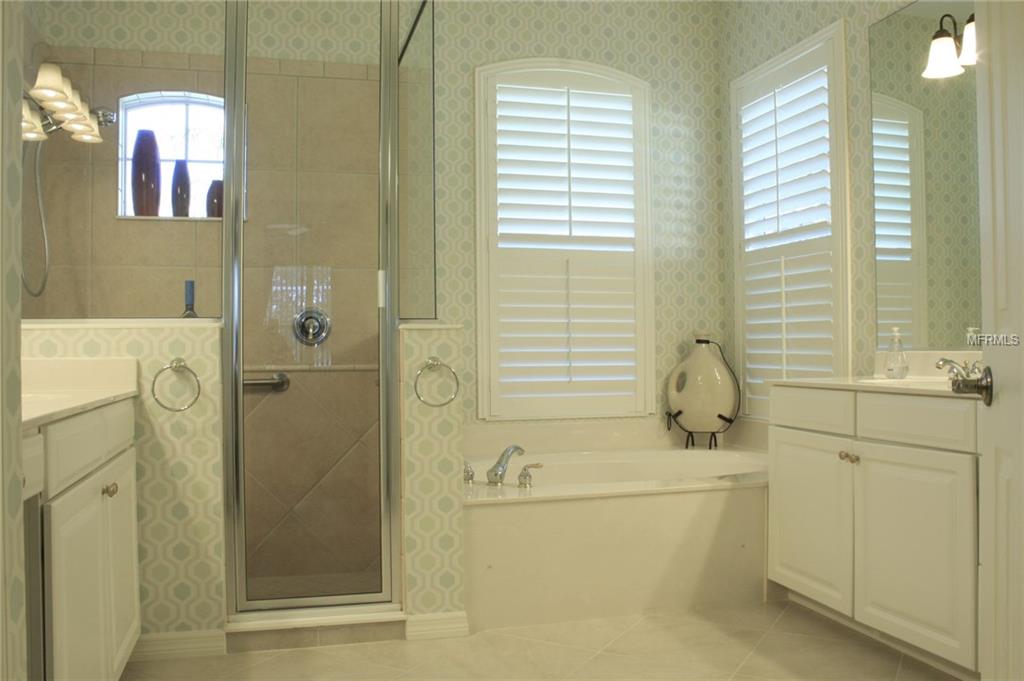 7727 CHARLESTON STREET, UNIVERSITY PARK, SARASOTA, BRADENTON, Florida 34201, 4 Bedrooms Bedrooms, 11 Rooms Rooms,2 BathroomsBathrooms,Residential,For sale,CHARLESTON,A4178431