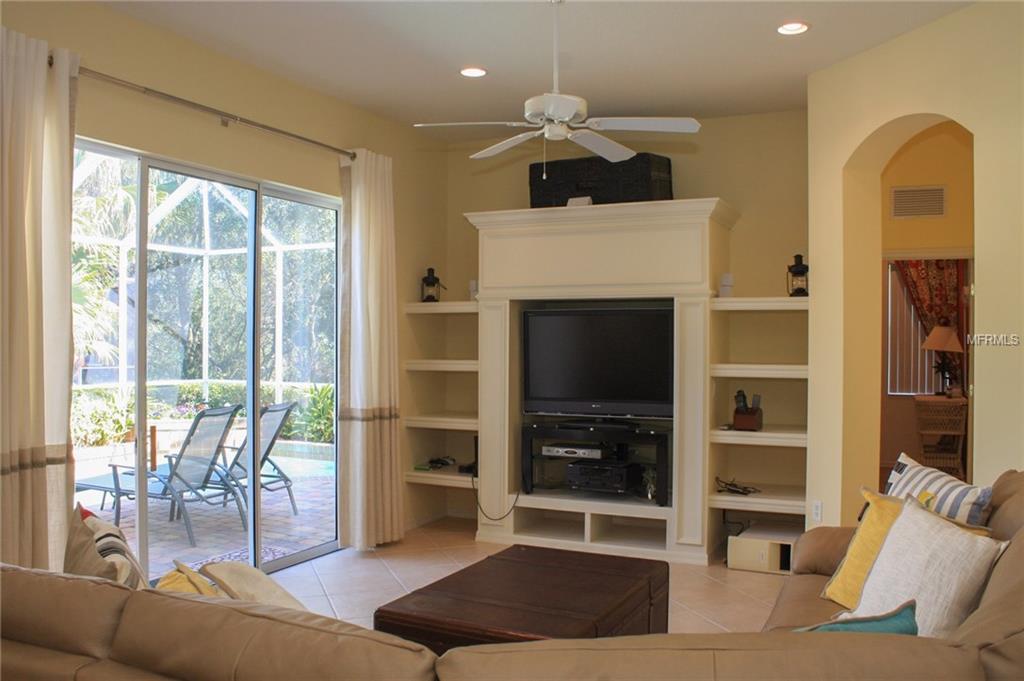 7727 CHARLESTON STREET, UNIVERSITY PARK, SARASOTA, BRADENTON, Florida 34201, 4 Bedrooms Bedrooms, 11 Rooms Rooms,2 BathroomsBathrooms,Residential,For sale,CHARLESTON,A4178431