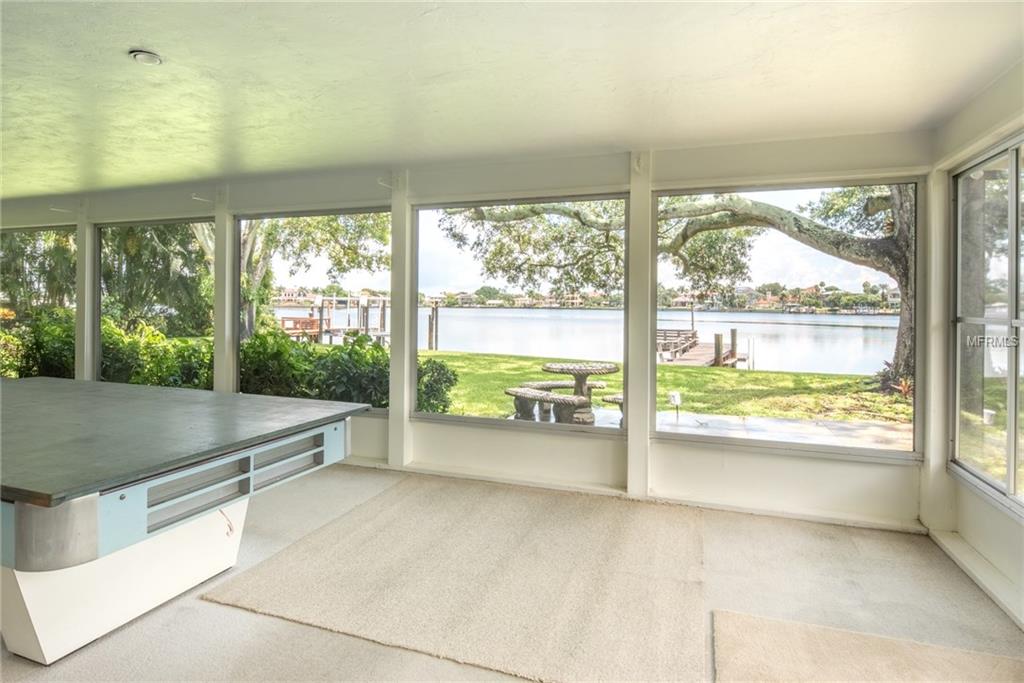 323 CORDOVA BOULEVARD NE, ST PETERSBURG, Florida 33704, 3 Bedrooms Bedrooms, 3 Rooms Rooms,2 BathroomsBathrooms,Residential,For sale,CORDOVA,U7824904