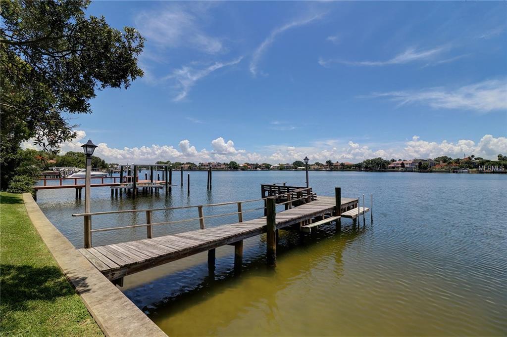 323 CORDOVA BOULEVARD NE, ST PETERSBURG, Florida 33704, 3 Bedrooms Bedrooms, 3 Rooms Rooms,2 BathroomsBathrooms,Residential,For sale,CORDOVA,U7824904