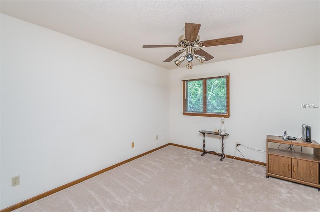 9988 WINDTREE BOULEVARD, SEMINOLE, Florida 33772, 5 Bedrooms Bedrooms, 9 Rooms Rooms,5 BathroomsBathrooms,Residential,For sale,WINDTREE,U7830733