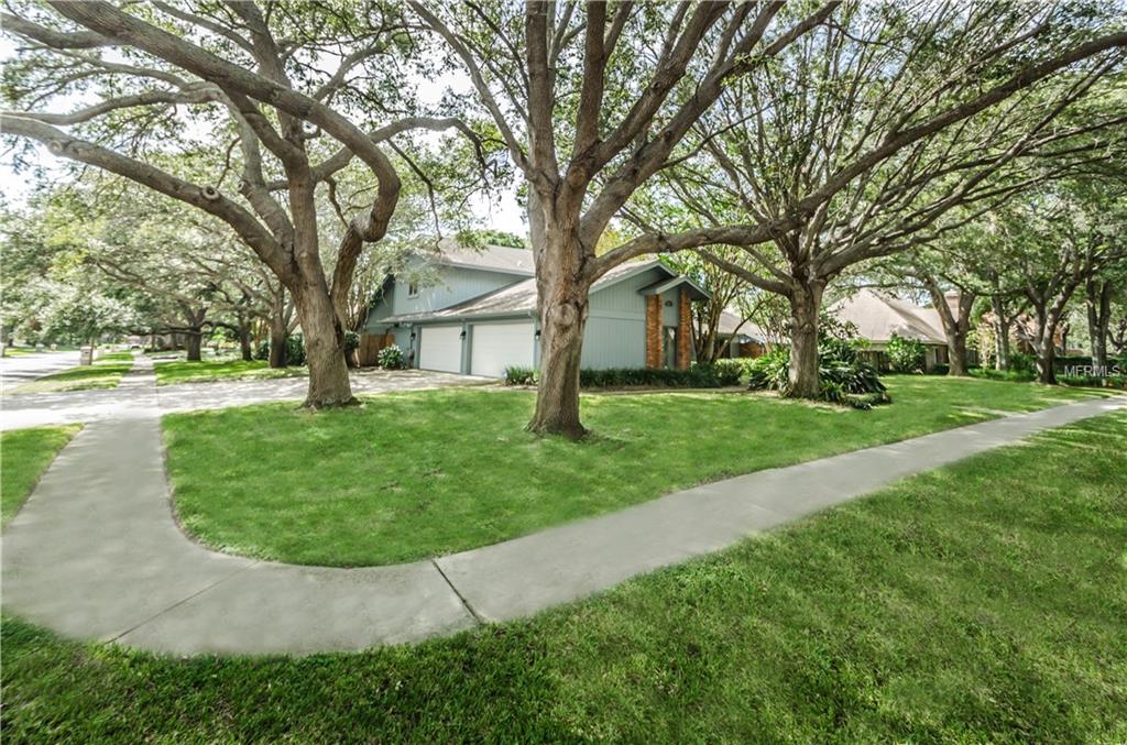 9988 WINDTREE BOULEVARD, SEMINOLE, Florida 33772, 5 Bedrooms Bedrooms, 9 Rooms Rooms,5 BathroomsBathrooms,Residential,For sale,WINDTREE,U7830733