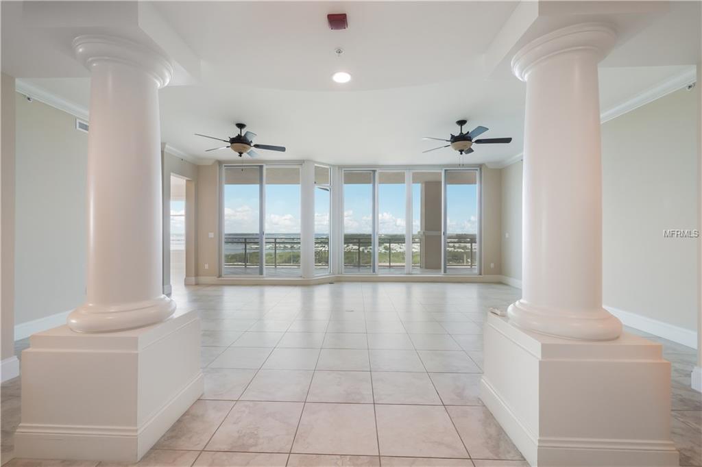 140 RIVIERA DUNES WAY, PALMETTO, Florida 34221, 3 Bedrooms Bedrooms, 5 Rooms Rooms,3 BathroomsBathrooms,Residential,For sale,RIVIERA DUNES,A4197637