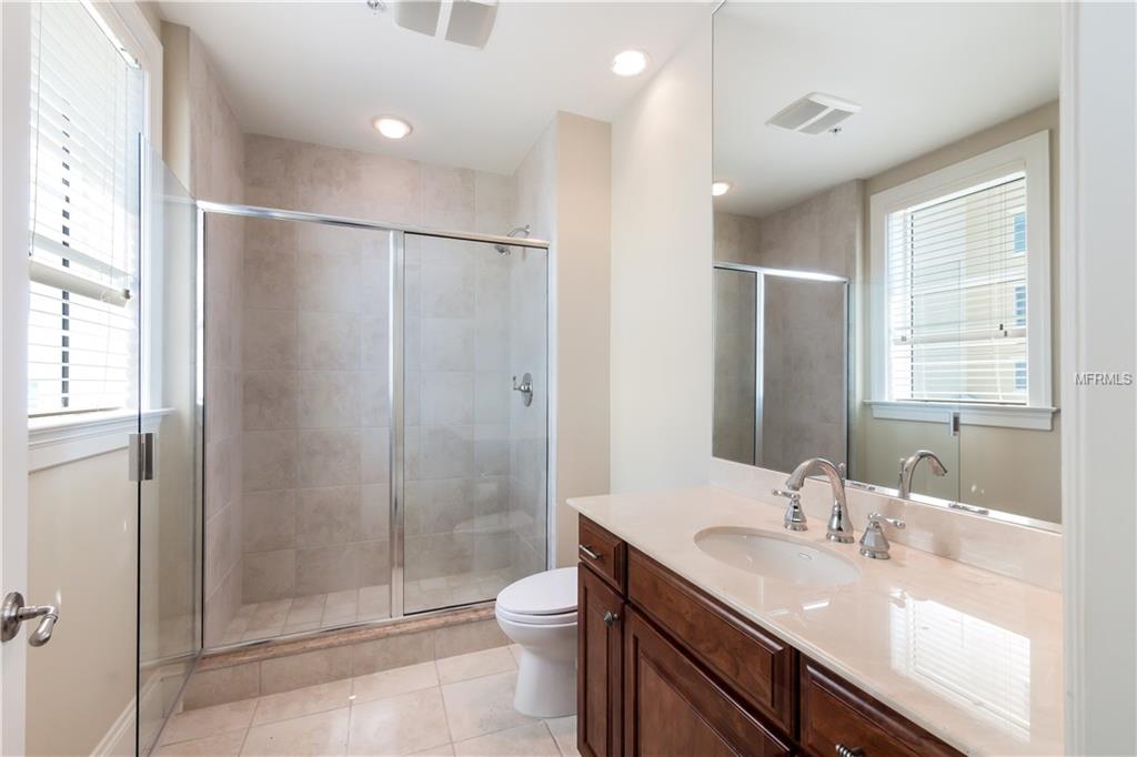 140 RIVIERA DUNES WAY, PALMETTO, Florida 34221, 3 Bedrooms Bedrooms, 5 Rooms Rooms,3 BathroomsBathrooms,Residential,For sale,RIVIERA DUNES,A4197637