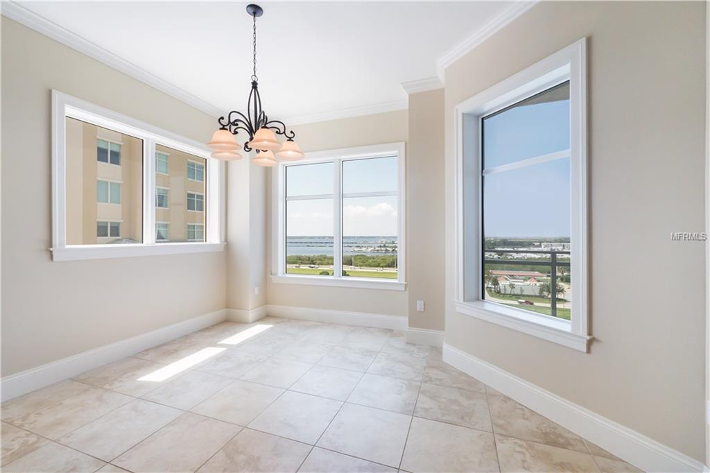 140 RIVIERA DUNES WAY, PALMETTO, Florida 34221, 3 Bedrooms Bedrooms, 5 Rooms Rooms,3 BathroomsBathrooms,Residential,For sale,RIVIERA DUNES,A4197637