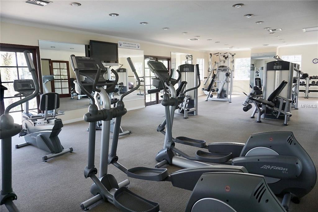 TAMPA, Florida 33618, 2 Bedrooms Bedrooms, 6 Rooms Rooms,1 BathroomBathrooms,Residential,For sale,T2913223