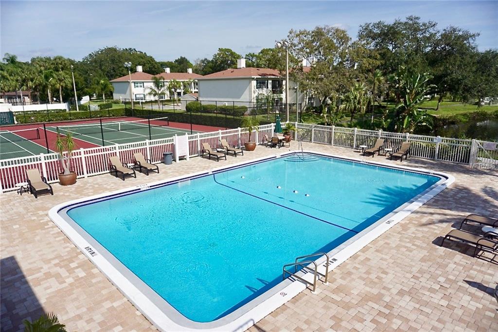 TAMPA, Florida 33618, 2 Bedrooms Bedrooms, 6 Rooms Rooms,1 BathroomBathrooms,Residential,For sale,T2913223