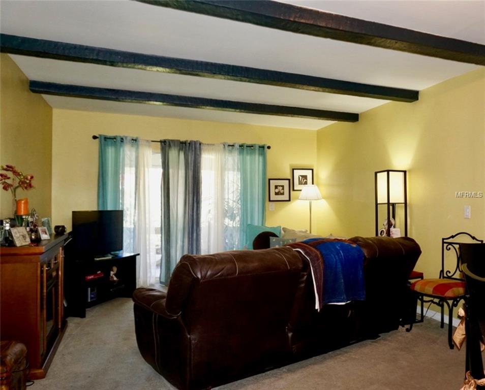 TAMPA, Florida 33618, 2 Bedrooms Bedrooms, 6 Rooms Rooms,1 BathroomBathrooms,Residential,For sale,T2913223