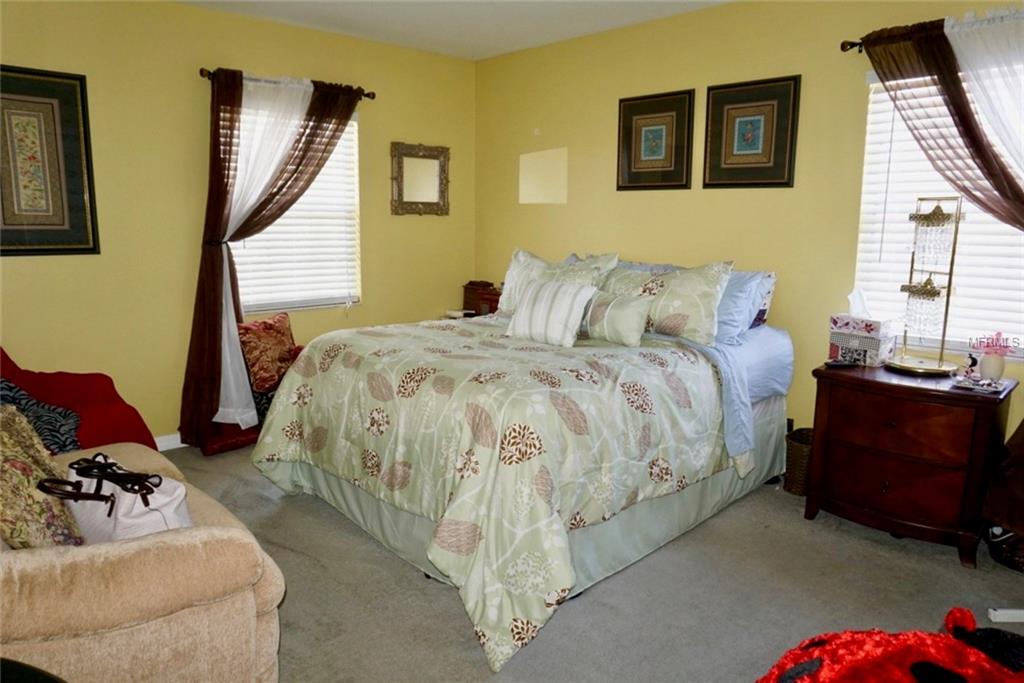 TAMPA, Florida 33618, 2 Bedrooms Bedrooms, 6 Rooms Rooms,1 BathroomBathrooms,Residential,For sale,T2913223