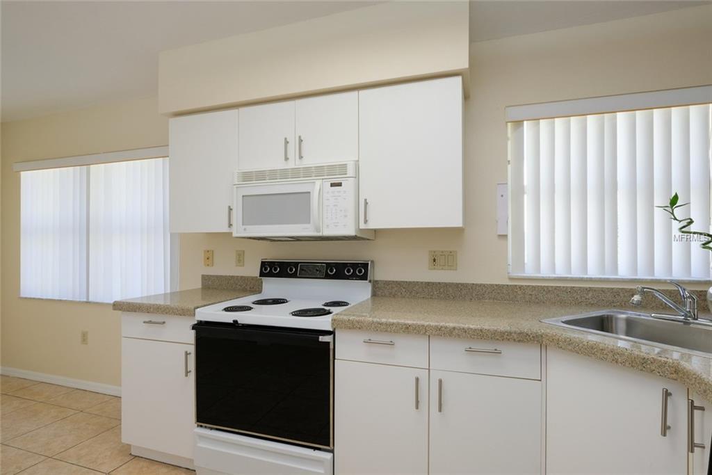 5509 83RD TERRACE E, SARASOTA, Florida 34243, 3 Bedrooms Bedrooms, 6 Rooms Rooms,2 BathroomsBathrooms,Residential,For sale,83RD,A4203686