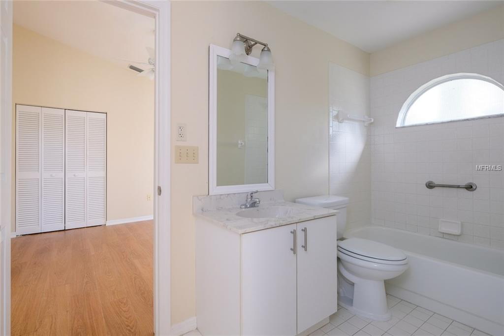 5509 83RD TERRACE E, SARASOTA, Florida 34243, 3 Bedrooms Bedrooms, 6 Rooms Rooms,2 BathroomsBathrooms,Residential,For sale,83RD,A4203686