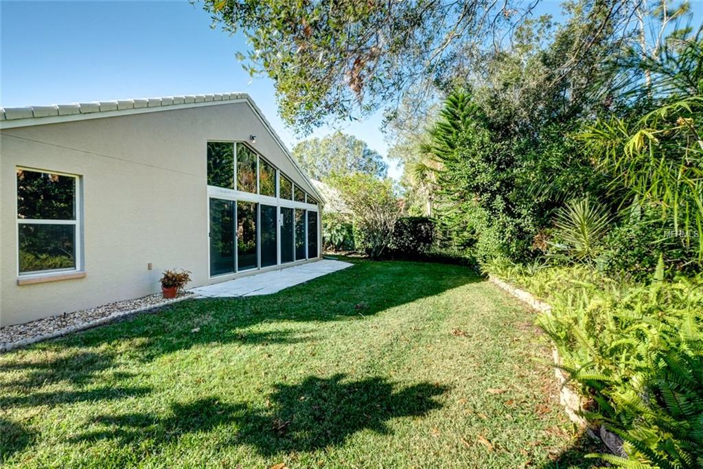 5509 83RD TERRACE E, SARASOTA, Florida 34243, 3 Bedrooms Bedrooms, 6 Rooms Rooms,2 BathroomsBathrooms,Residential,For sale,83RD,A4203686