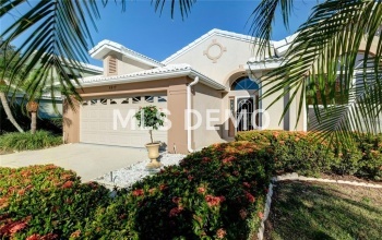 5509 83RD TERRACE E, SARASOTA, Florida 34243, 3 Bedrooms Bedrooms, 6 Rooms Rooms,2 BathroomsBathrooms,Residential,For sale,83RD,A4203686