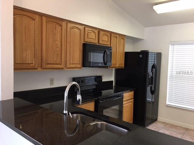 829 OAK MANOR CIRCLE, ORLANDO, Florida 32825, 3 Bedrooms Bedrooms, 5 Rooms Rooms,2 BathroomsBathrooms,Residential,For sale,OAK MANOR,O5555425