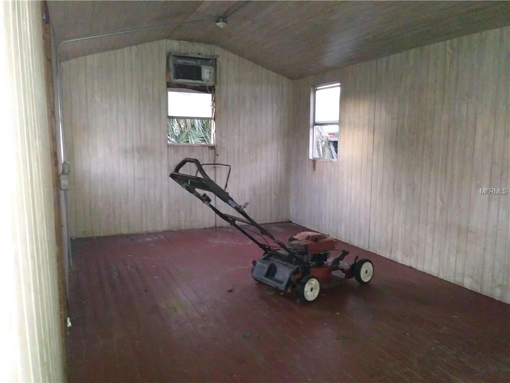 700 3RD STREET, MULBERRY, Florida 33860, 3 Bedrooms Bedrooms, 6 Rooms Rooms,2 BathroomsBathrooms,Residential,For sale,3RD,L4725263