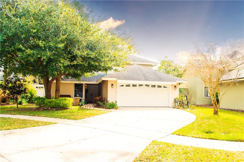 207 S SHADOWBAY BOULEVARD, LONGWOOD, Florida 32779, 4 Bedrooms Bedrooms, 6 Rooms Rooms,3 BathroomsBathrooms,Residential,For sale,SHADOWBAY,O5559746