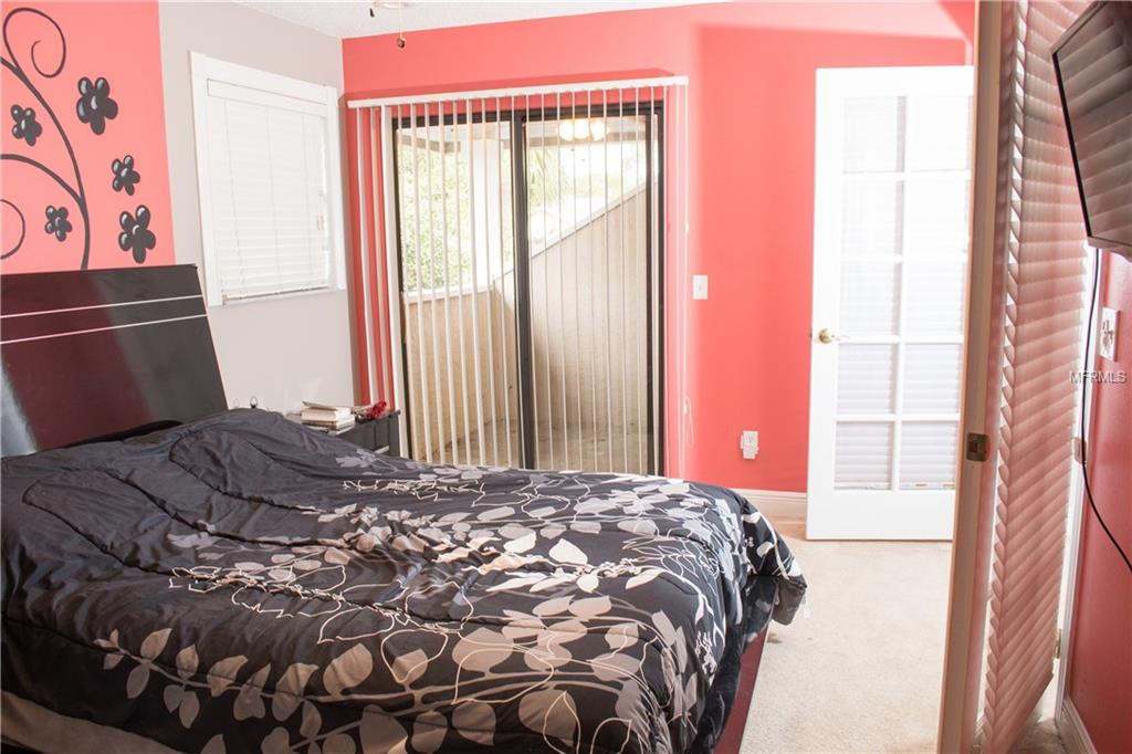 207 S SHADOWBAY BOULEVARD, LONGWOOD, Florida 32779, 4 Bedrooms Bedrooms, 6 Rooms Rooms,3 BathroomsBathrooms,Residential,For sale,SHADOWBAY,O5559746