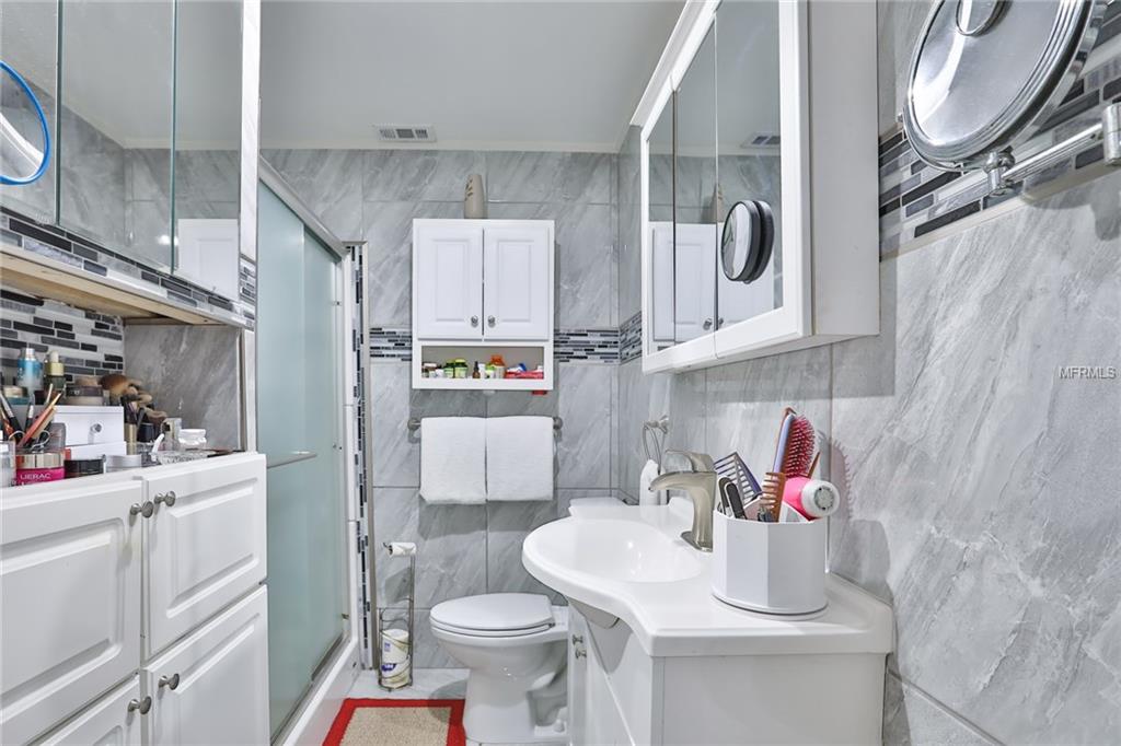 204 S METEOR AVENUE, CLEARWATER, Florida 33765, 5 Bedrooms Bedrooms, 7 Rooms Rooms,2 BathroomsBathrooms,Residential,For sale,METEOR,U7846806