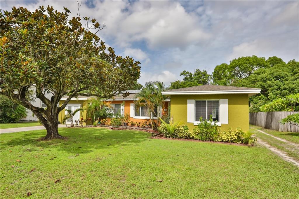 204 S METEOR AVENUE, CLEARWATER, Florida 33765, 5 Bedrooms Bedrooms, 7 Rooms Rooms,2 BathroomsBathrooms,Residential,For sale,METEOR,U7846806