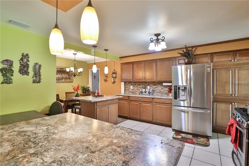 204 S METEOR AVENUE, CLEARWATER, Florida 33765, 5 Bedrooms Bedrooms, 7 Rooms Rooms,2 BathroomsBathrooms,Residential,For sale,METEOR,U7846806