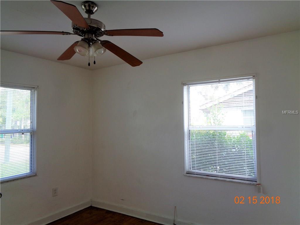 732 W PENNSYLVANIA AVENUE, DELAND, Florida 32720, 2 Bedrooms Bedrooms, 5 Rooms Rooms,1 BathroomBathrooms,Residential,For sale,PENNSYLVANIA,V4722851