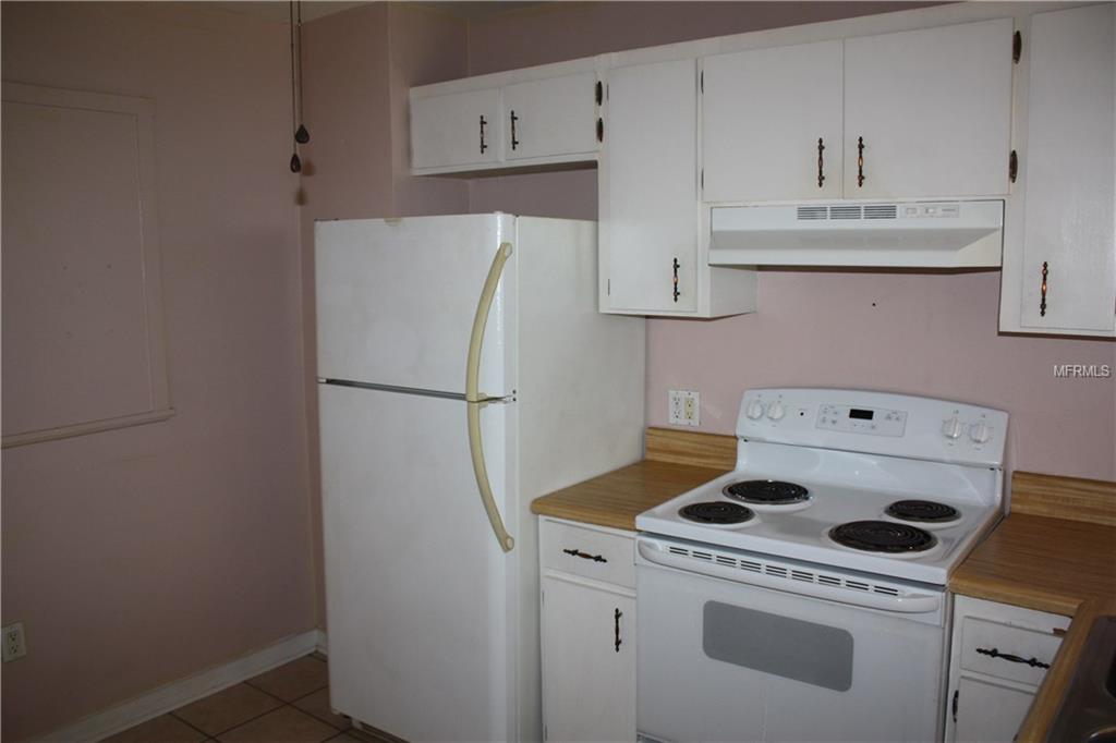 732 W PENNSYLVANIA AVENUE, DELAND, Florida 32720, 2 Bedrooms Bedrooms, 5 Rooms Rooms,1 BathroomBathrooms,Residential,For sale,PENNSYLVANIA,V4722851