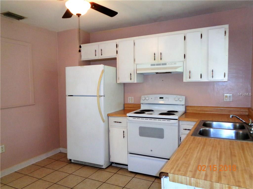 732 W PENNSYLVANIA AVENUE, DELAND, Florida 32720, 2 Bedrooms Bedrooms, 5 Rooms Rooms,1 BathroomBathrooms,Residential,For sale,PENNSYLVANIA,V4722851