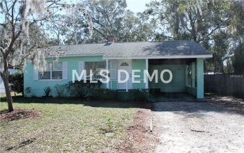 732 W PENNSYLVANIA AVENUE, DELAND, Florida 32720, 2 Bedrooms Bedrooms, 5 Rooms Rooms,1 BathroomBathrooms,Residential,For sale,PENNSYLVANIA,V4722851