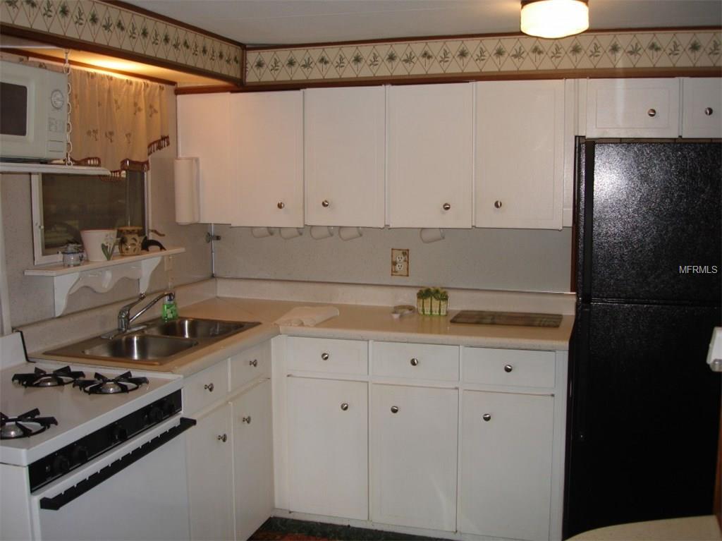 7142 MT. ARLINGTON DRIVE NE, ST PETERSBURG, Florida 33702, 1 Bedroom Bedrooms, 3 Rooms Rooms,1 BathroomBathrooms,Residential,For sale,MT. ARLINGTON,A4209690