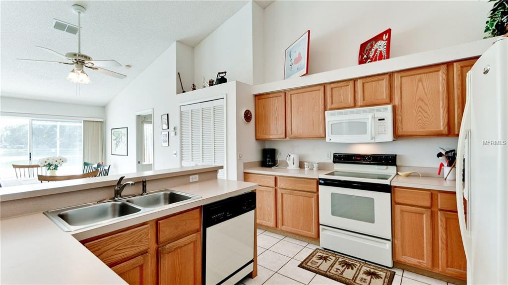 4120 51ST DRIVE W, BRADENTON, Florida 34210, 3 Bedrooms Bedrooms, 6 Rooms Rooms,2 BathroomsBathrooms,Residential,For sale,51ST,A4209790