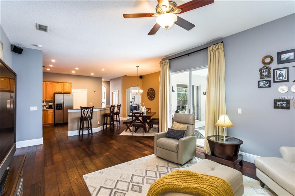 1044 WINDING WATERS CIRCLE, WINTER SPRINGS, Florida 32708, 4 Bedrooms Bedrooms, 9 Rooms Rooms,3 BathroomsBathrooms,Residential,For sale,WINDING WATERS,O5561752