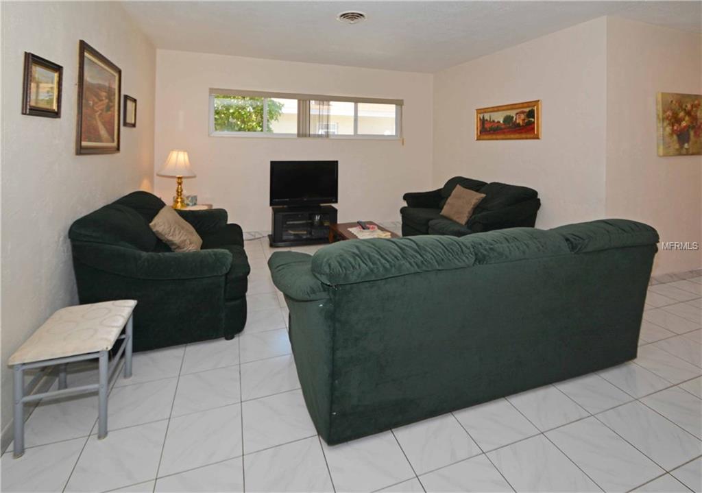 6844 9TH AVENUE N, ST PETERSBURG, Florida 33710, 3 Bedrooms Bedrooms, 3 Rooms Rooms,2 BathroomsBathrooms,Residential,For sale,9TH,U7847553