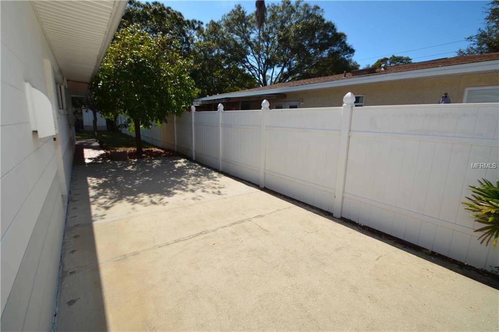 6844 9TH AVENUE N, ST PETERSBURG, Florida 33710, 3 Bedrooms Bedrooms, 3 Rooms Rooms,2 BathroomsBathrooms,Residential,For sale,9TH,U7847553