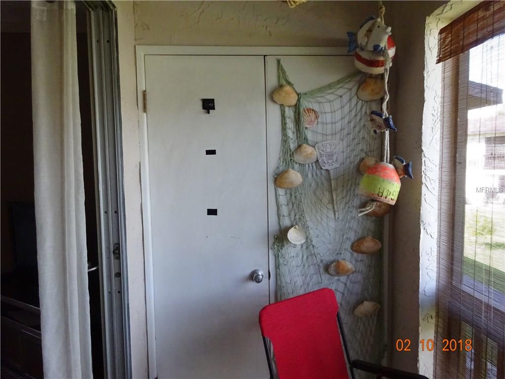 900 AVENUE Z SE, WINTER HAVEN, Florida 33880, 2 Bedrooms Bedrooms, 4 Rooms Rooms,1 BathroomBathrooms,Residential,For sale,AVENUE Z,P4719071