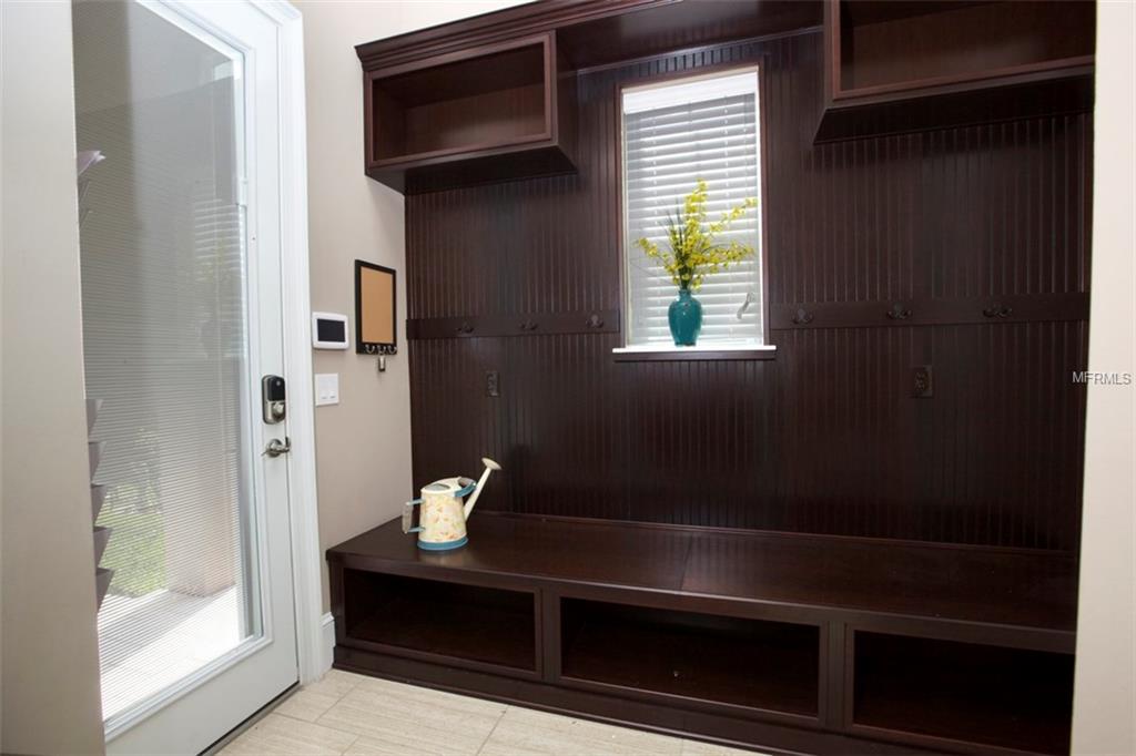 13661 GRANGER AVENUE, ORLANDO, Florida 32827, 5 Bedrooms Bedrooms, 13 Rooms Rooms,4 BathroomsBathrooms,Residential,For sale,GRANGER,O5492822