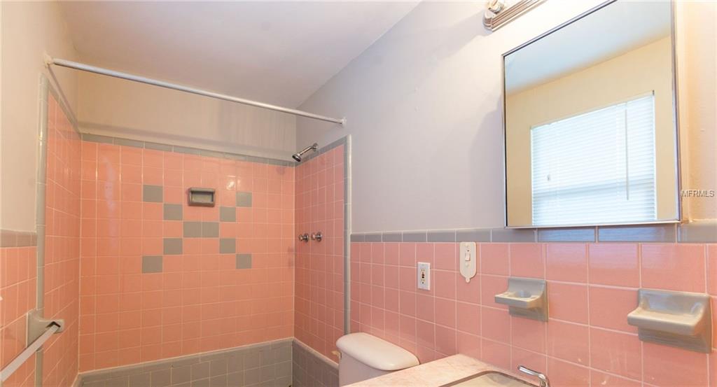 8498 77TH AVENUE, SEMINOLE, Florida 33777, 4 Bedrooms Bedrooms, 4 Rooms Rooms,3 BathroomsBathrooms,Residential,For sale,77TH,U7833938