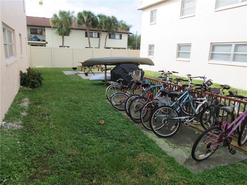 460 BASE AVENUE E, VENICE, Florida 34285, 2 Bedrooms Bedrooms, 5 Rooms Rooms,2 BathroomsBathrooms,Residential,For sale,BASE,A4199533