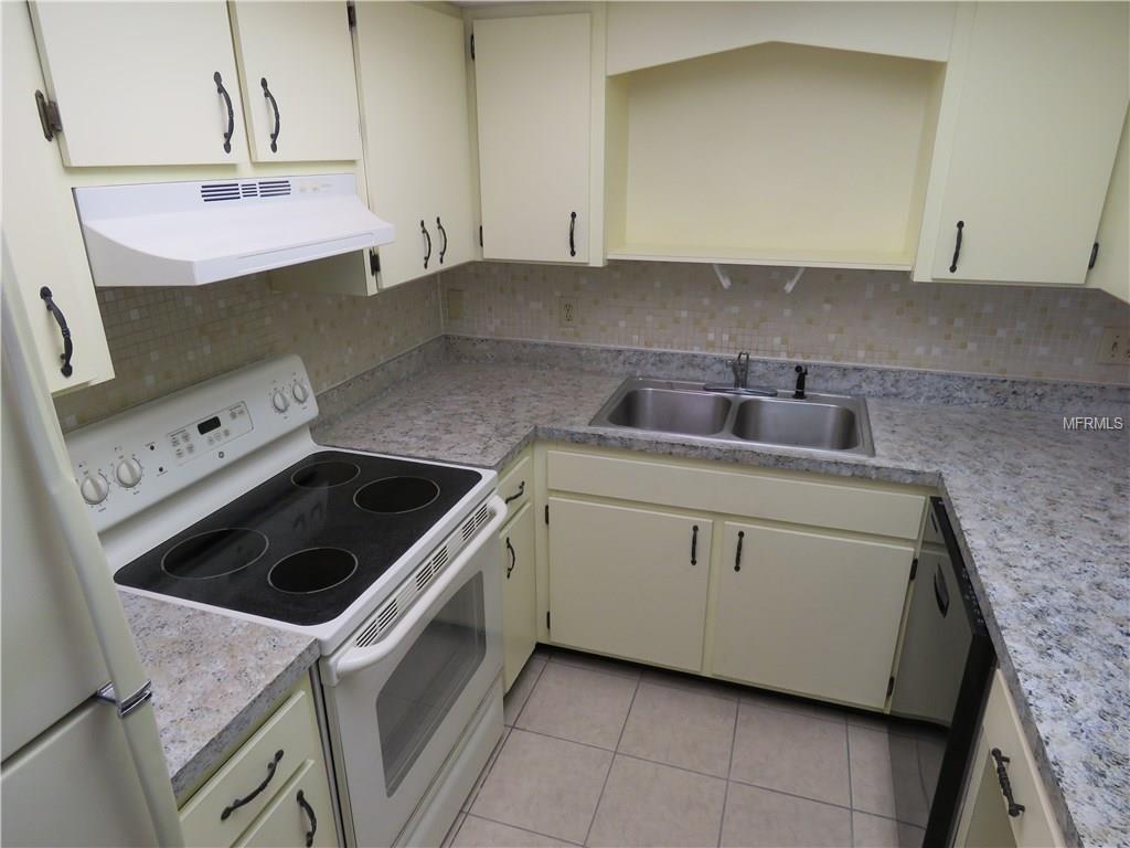 460 BASE AVENUE E, VENICE, Florida 34285, 2 Bedrooms Bedrooms, 5 Rooms Rooms,2 BathroomsBathrooms,Residential,For sale,BASE,A4199533