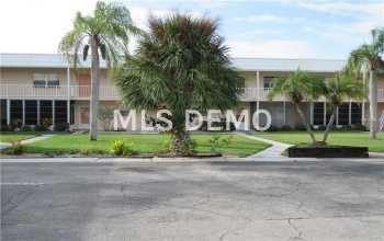 460 BASE AVENUE E, VENICE, Florida 34285, 2 Bedrooms Bedrooms, 5 Rooms Rooms,2 BathroomsBathrooms,Residential,For sale,BASE,A4199533