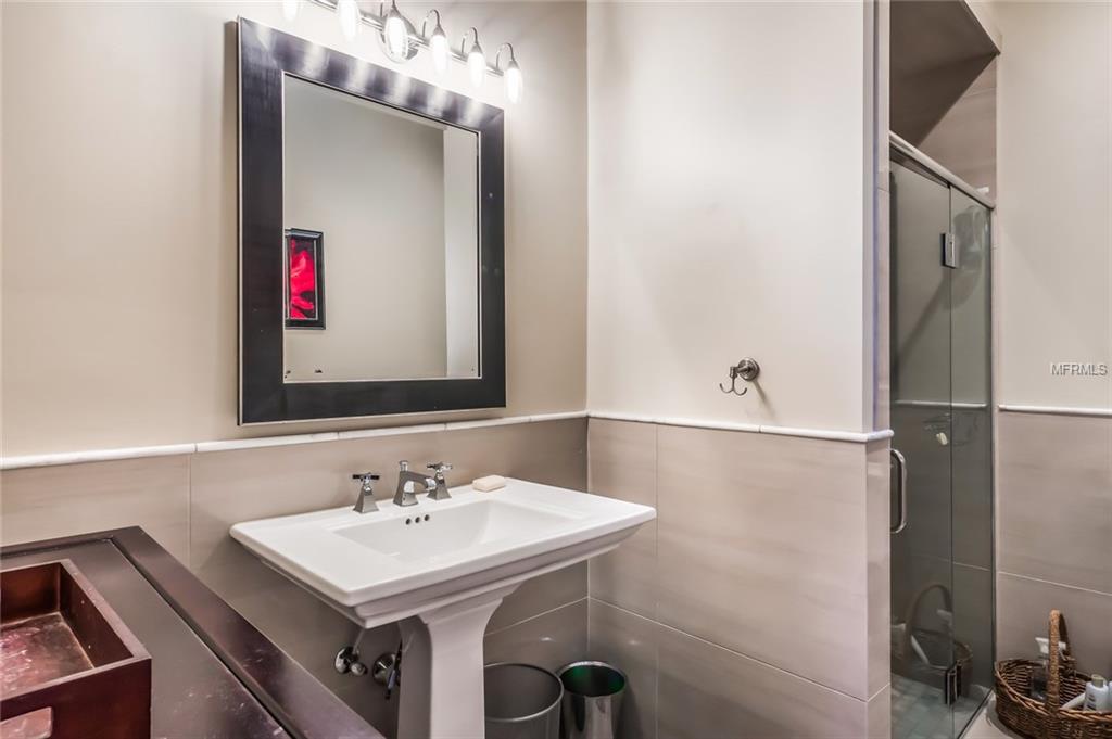 5026 KESTRAL PARK WAY S, SARASOTA, Florida 34231, 3 Bedrooms Bedrooms, 9 Rooms Rooms,4 BathroomsBathrooms,Residential,For sale,KESTRAL PARK,A4203689