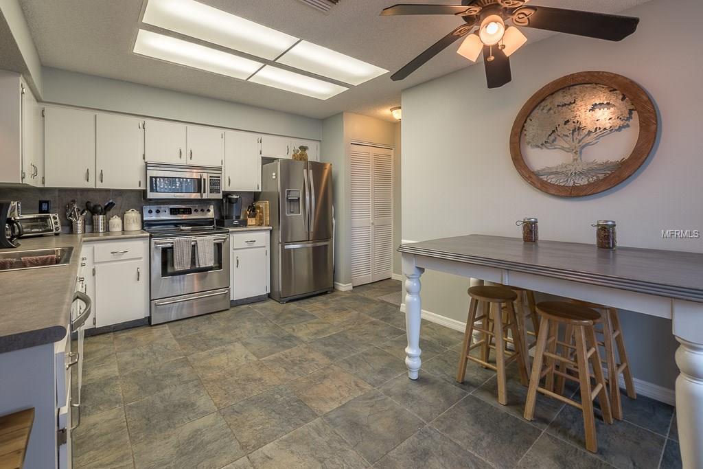 209 PEACEFUL RIDGE ROAD, TARPON SPRINGS, Florida 34689, 3 Bedrooms Bedrooms, 3 Rooms Rooms,2 BathroomsBathrooms,Residential,For sale,PEACEFUL RIDGE,U7843561